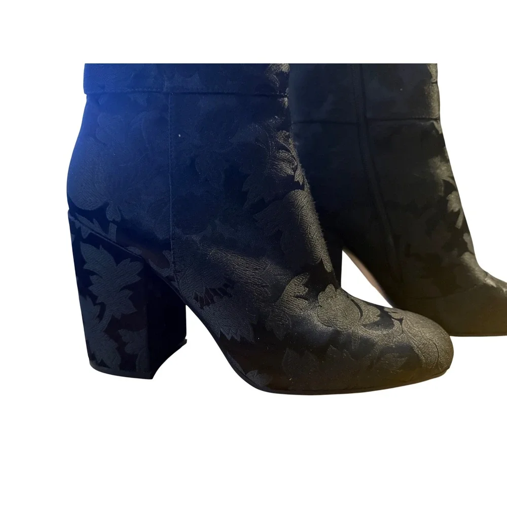 Steve Madden Black Floral Jacquard Block Heel Ankle Boots Women's Zipper Fashion